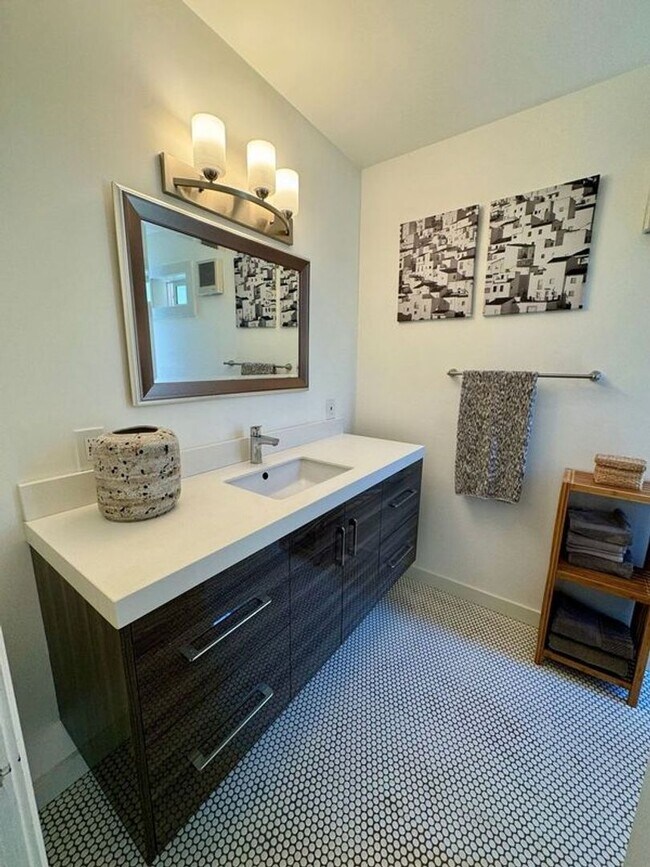 Photo - 3 Bedroom for Rent Sausalito