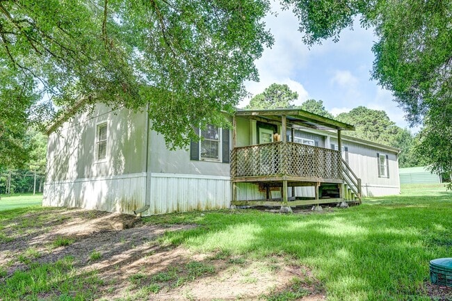Photo - 418 County Rd 643