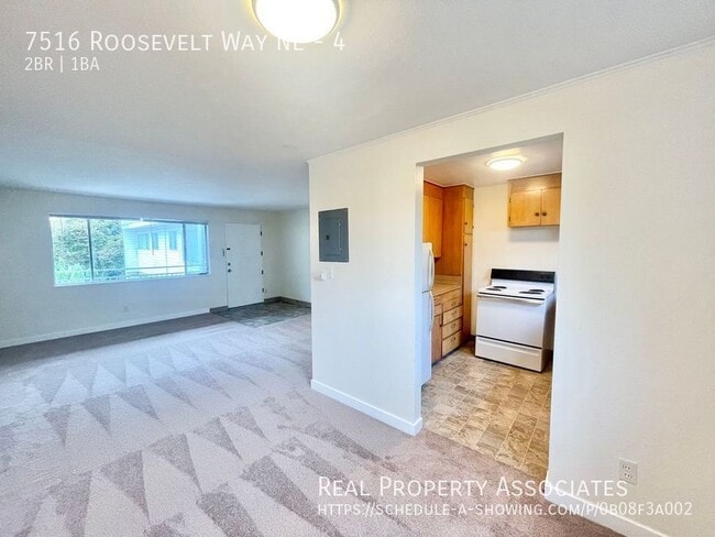 Photo - 7516 Roosevelt Way NE Unidad 4