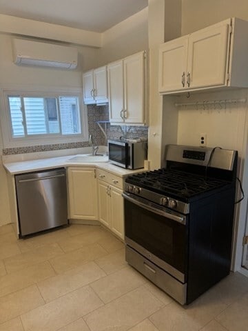 Photo - 186 Emerson St Unit 1