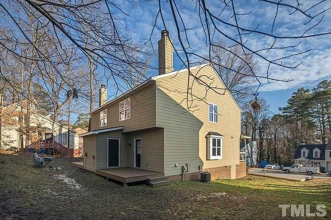 Photo - 515 Brent Rd