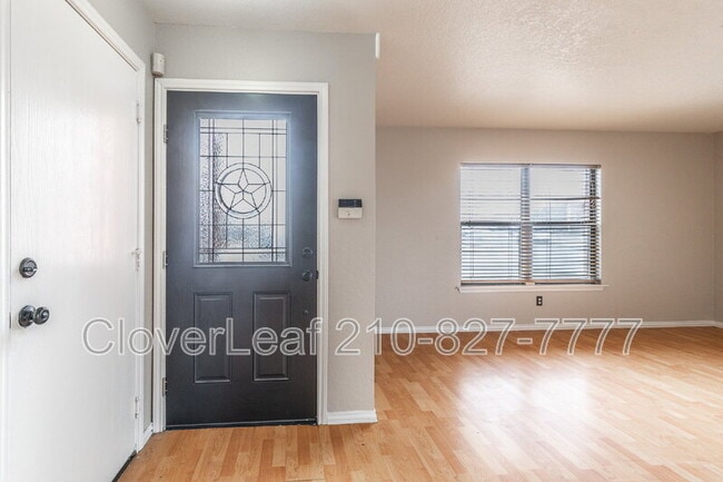 Photo - 6203 Lakeview Dr.