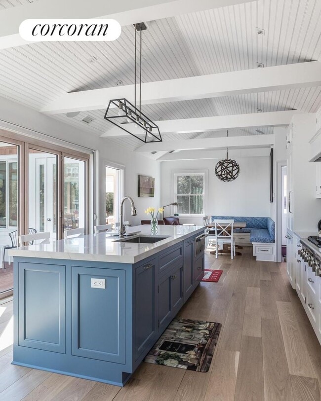 Photo - 164 Division St