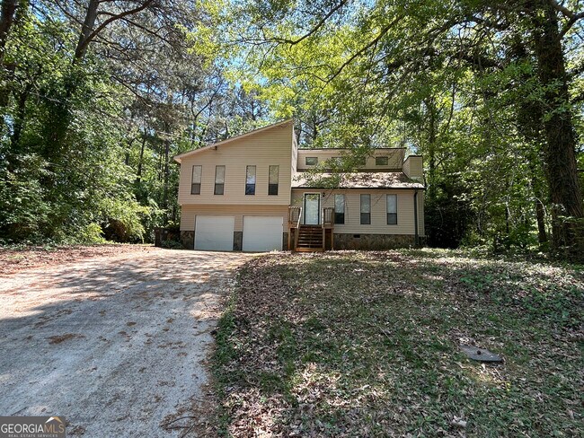 Building Photo - 5995 Sutton Pl