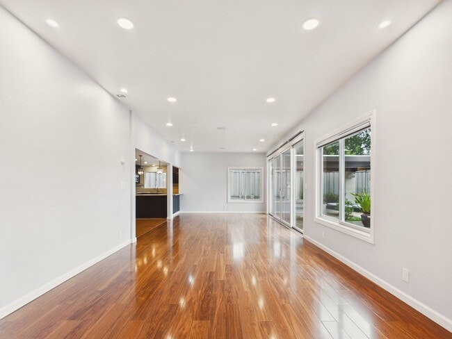 Photo - Immaculate Menlo Park house for rent now! $9,100