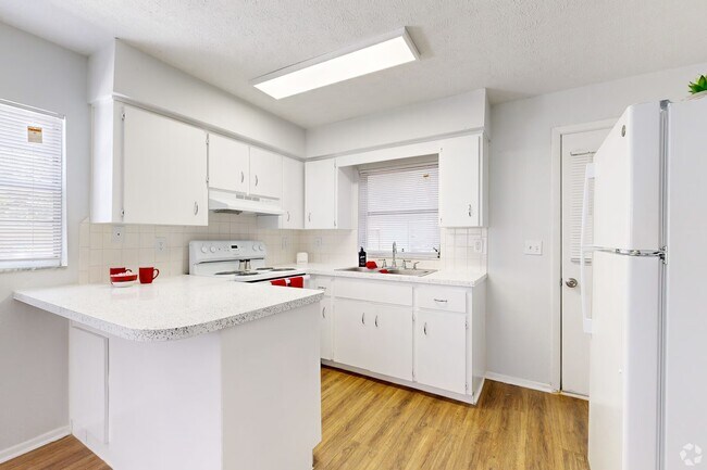 6912 Julia Ct Unit 6912