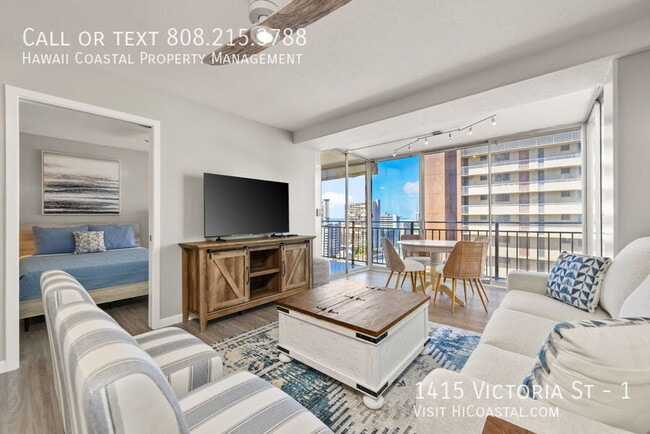 Building Photo - 1415 Victoria St Unit 1