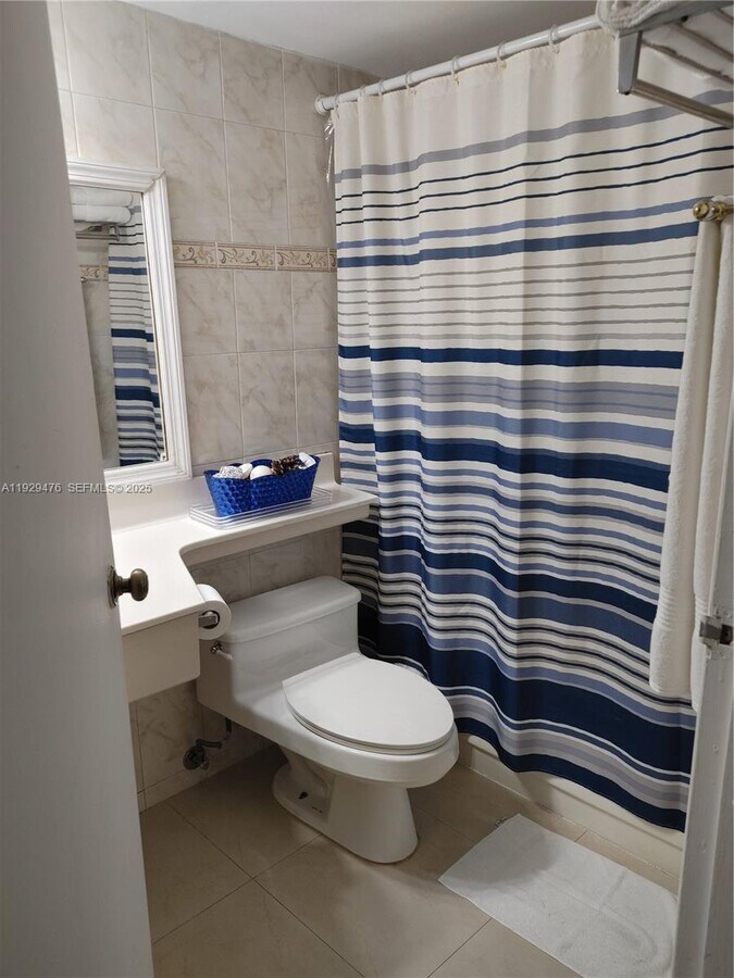 Photo - 19201 Collins Ave Unit 103