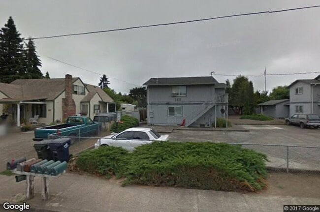 Building Photo - 174a Unit 2