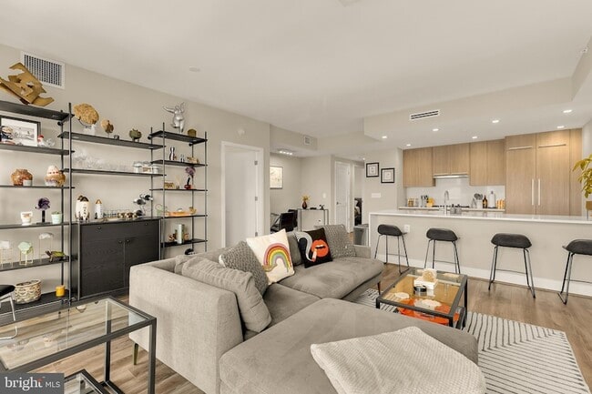 Building Photo - 1628 11th St NW Unit 308