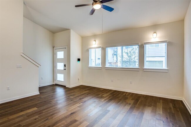 Photo - 6800 Menchaca Rd