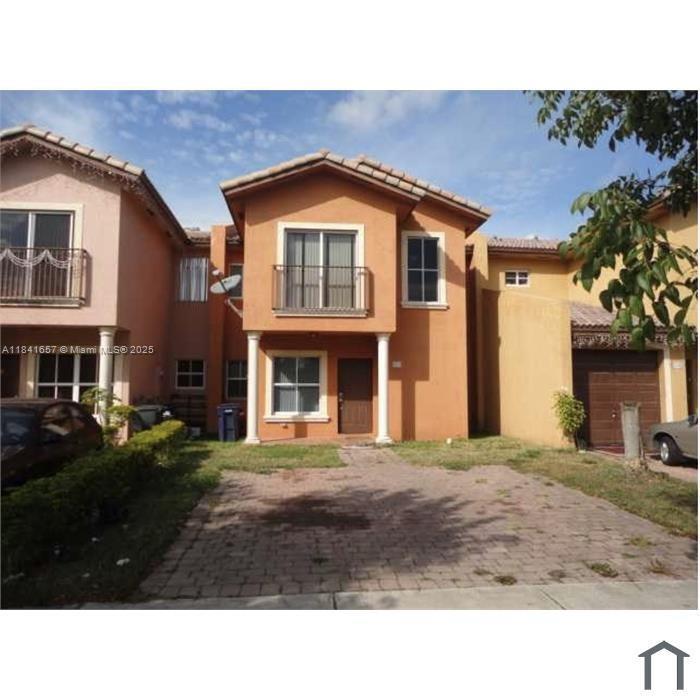 Photo - 650 SW 7th Ter Townhome