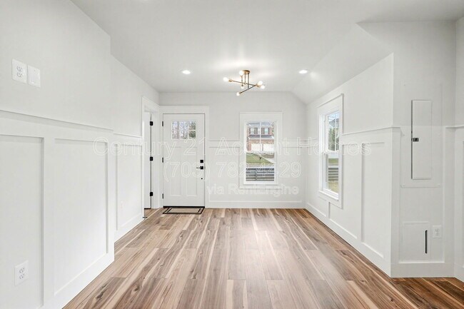 Photo - 12101 Fort Washington Rd