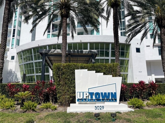 Photo - 3029 NE 188th St Unit 411