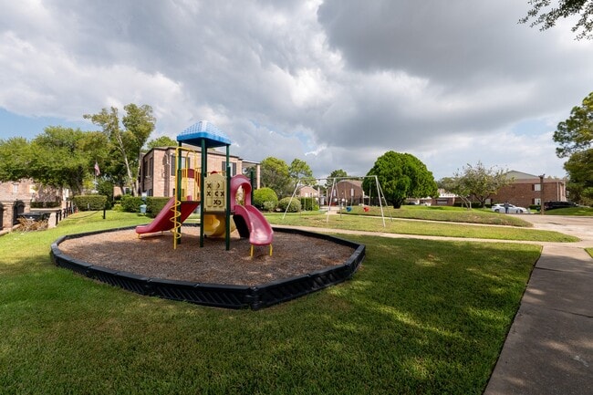 Photo - 8486 Ariel St