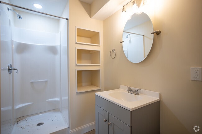 1BR,1BA - Bathroom