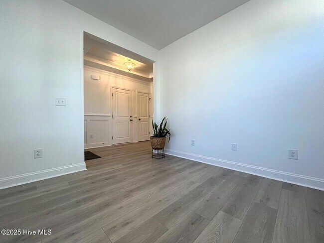 Photo - 1028 Hyco rd