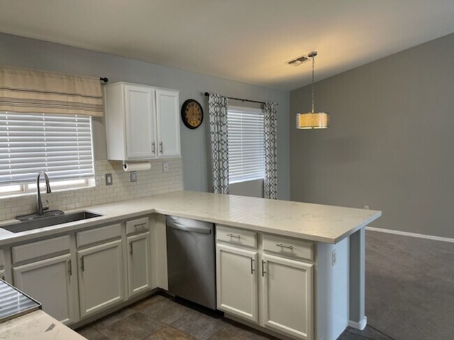 Photo - Maricopa 3 bedroom rental