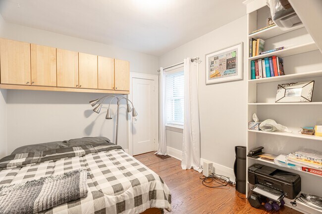 Photo - 571 St James St Unit Main