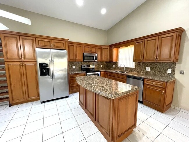 Photo - 14206 NE 52nd St