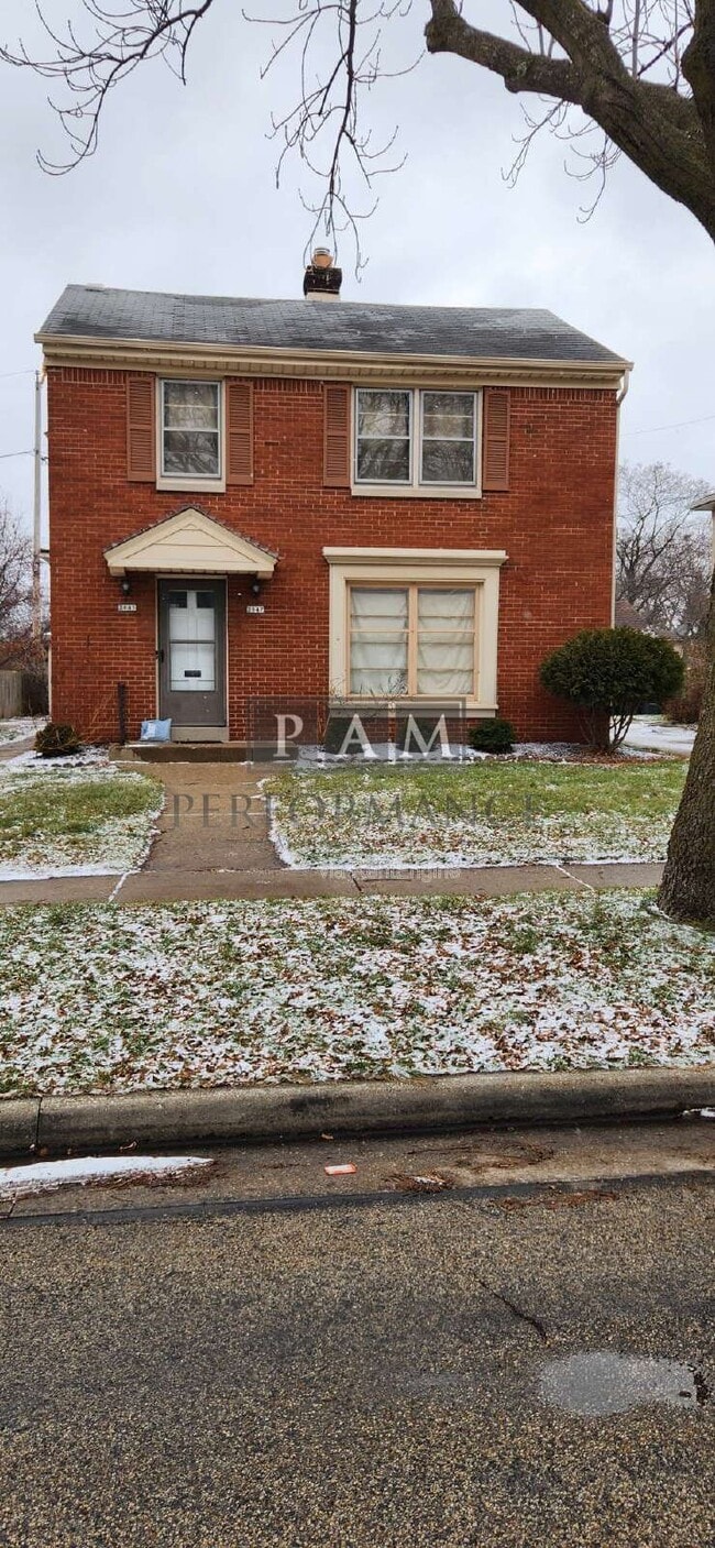 Building Photo - 2045 N 86th St