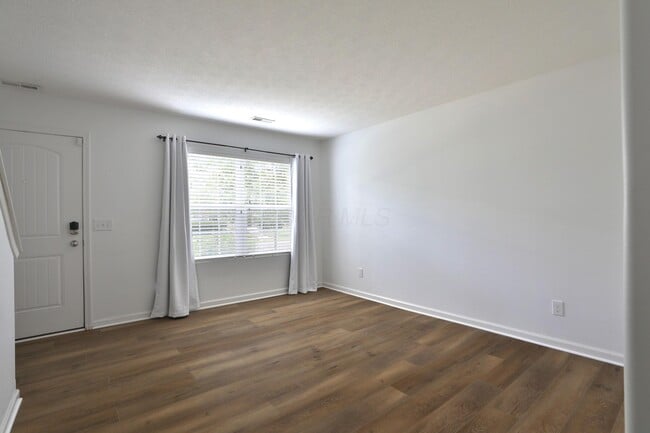 Photo - 1413 Bloomington Blvd