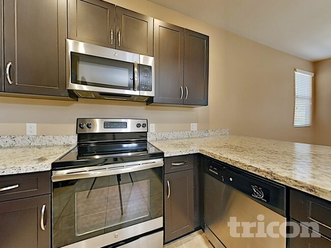 Photo - 12532 W Hummingbird Terrace