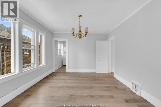 Photo - 1041 Bruce Ave