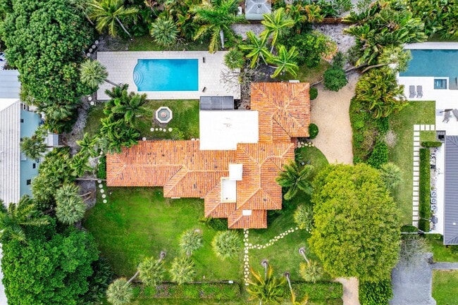 Photo - 334 Palm Trail