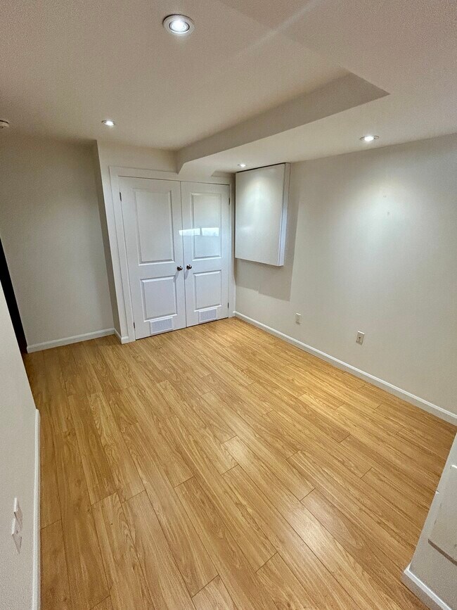 Living Room - 18 Macklem Av