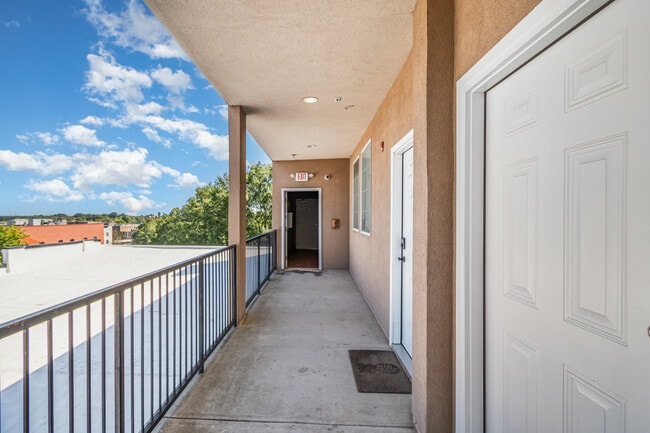 Photo - 360 S Elm St