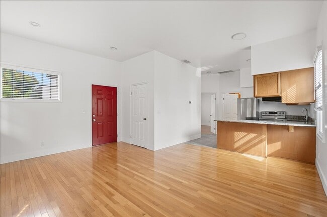 Photo - 1913-1913 14th St Unit 1911 14th St