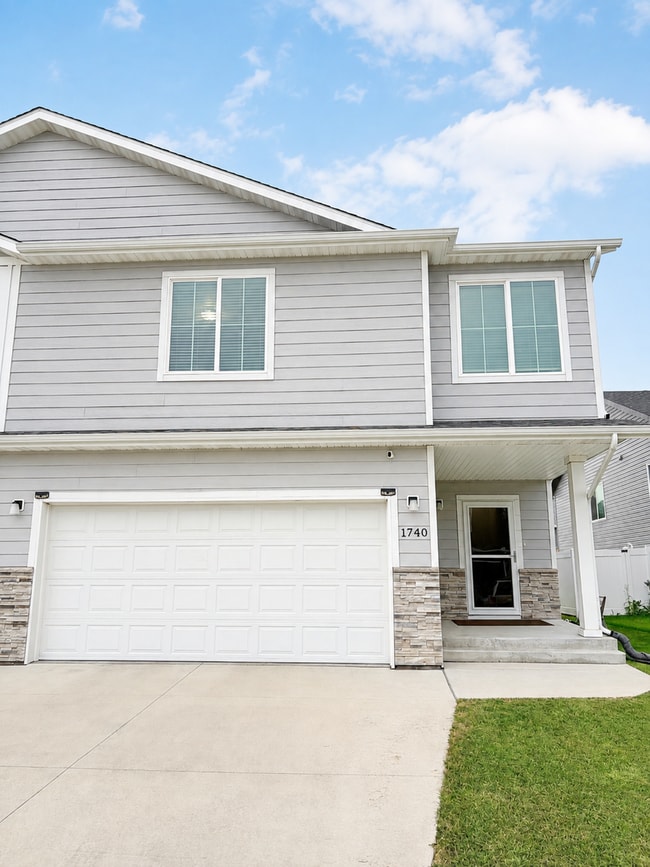 Building Photo - 1740 Tobi Ln