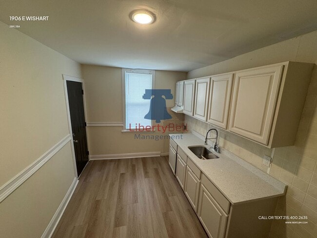 Photo - 1906 E Wishart St