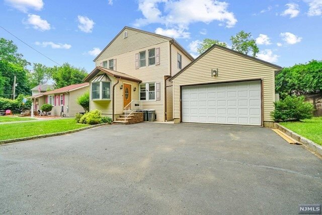 46 Semmens Road - 46 Semmens Road House