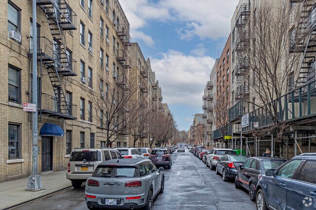 Context - 30 Cooper Street