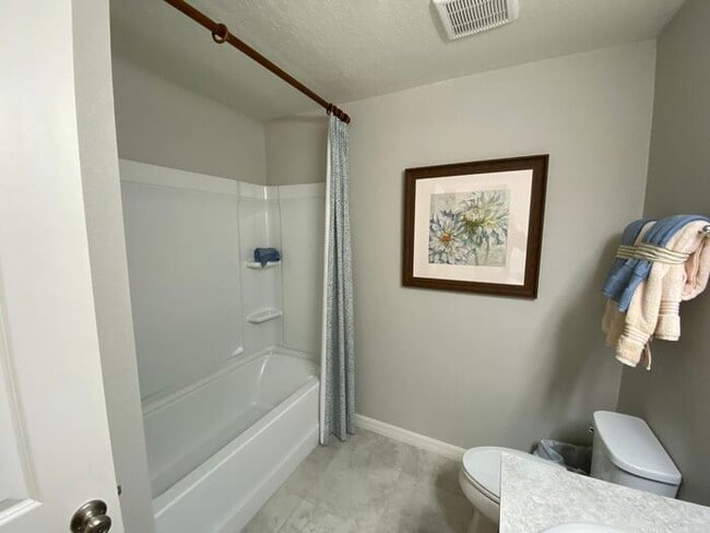 Photo - 4/2 Davenport Home