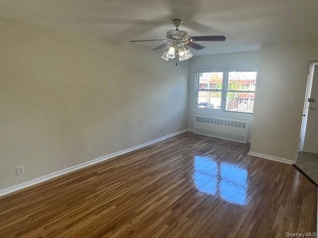 Photo - 25-56-56 72nd St