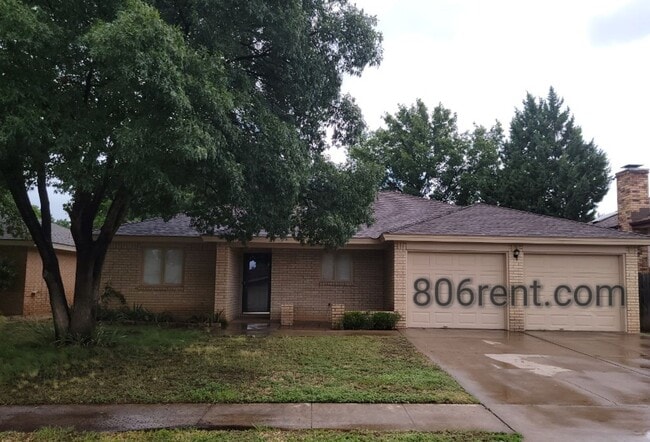 Building Photo - Awesome 3/2/2 in Southwest Lubbock