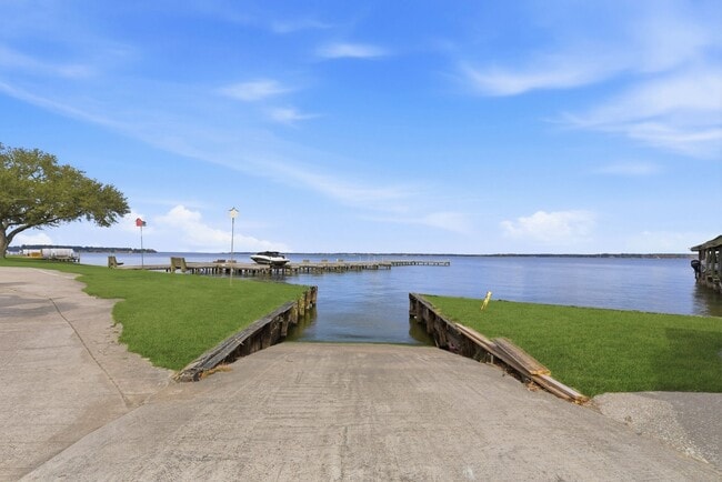 Building Photo - 43 Regency Pt