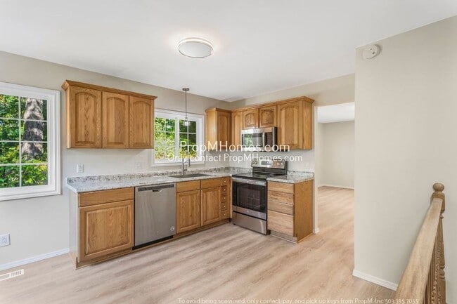 Photo - 2 Bedroom Home on a Large Lot in SW!