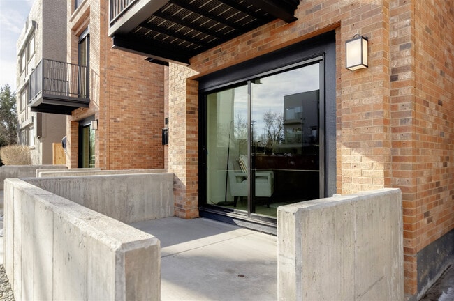 Photo - 1751 N Williams St