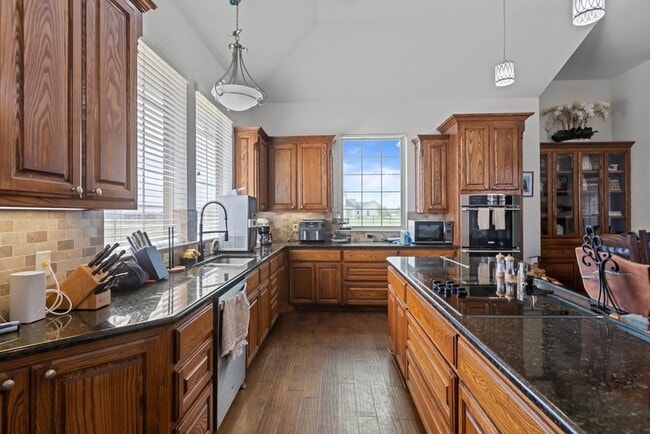 Photo - 3701 Timber Wolf Trl