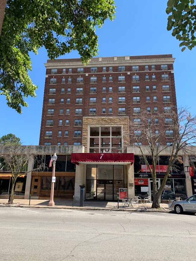 The Fairmont & Monticello Apartments Saint Louis, MO
