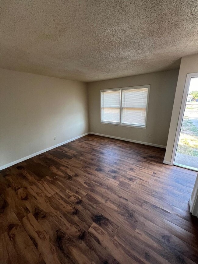 Photo - $0 First Month's Rent / $0 Deposit at Move-in