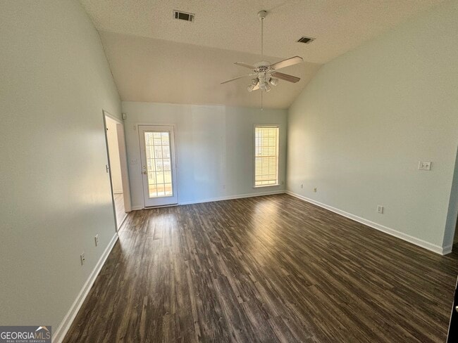 Photo - 505 Dorothy Ct