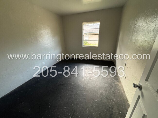 Photo - 341 Iota Ave S Unidad A