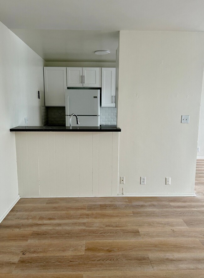 Photo - 1538 N Detroit St Unidad 2