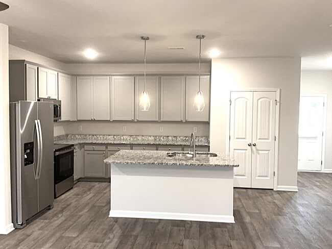 Photo - 3120 Emberly Dr