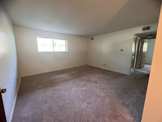 Photo - 2 Bedroom 1 Bathroom Garden Apartment Avai... Unit 1819-A2